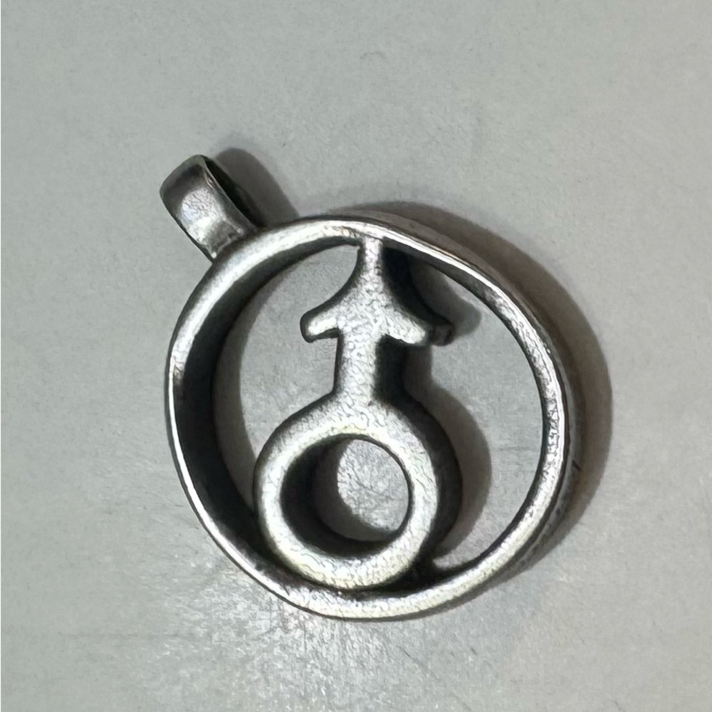 Mignon Faget ⚜️Mars Symbol Pendant ⚜️ Retired